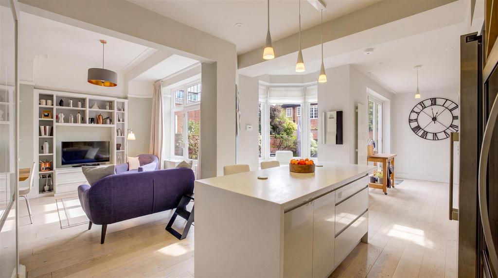 House in Newcastle upon Tyne - View 4