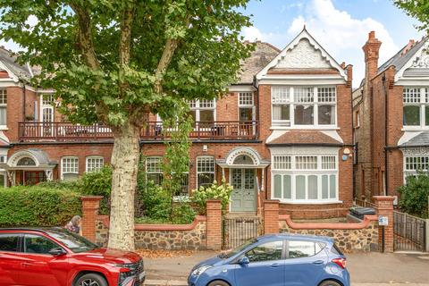 undefined, Queens Avenue, Muswell Hill, London, N10