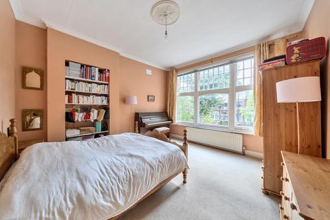 undefined, Queens Avenue, Muswell Hill, London, N10