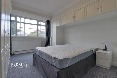 1 bedroom in a house share to rent, Greenford, UB6