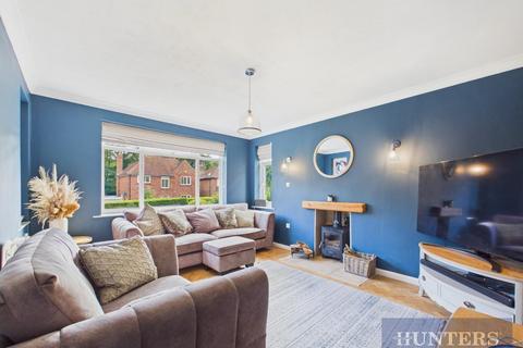 undefined, Lady Ediths Avenue, Scarborough