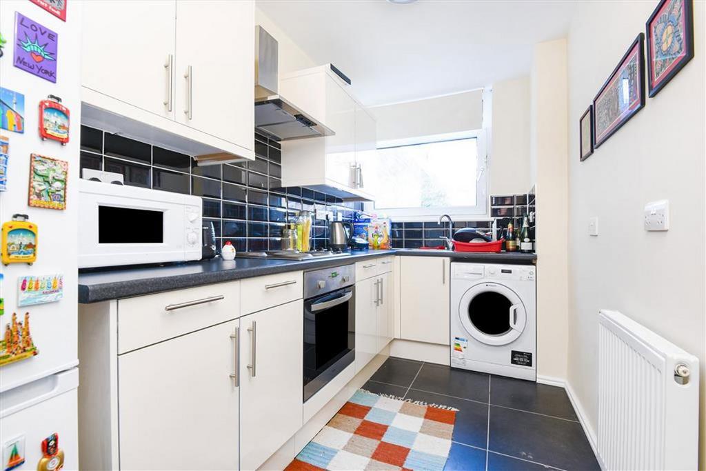 Apartment in London - View 4