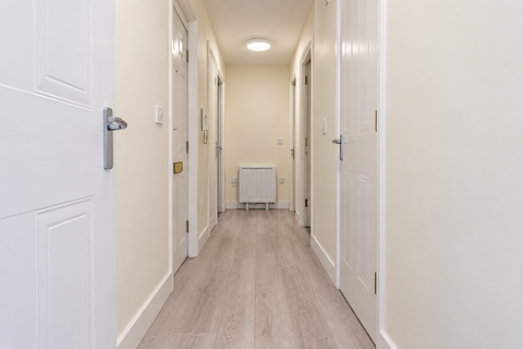 3 bedroom flat to rent, Grove Road, Luton LU1
