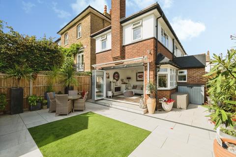 2 bedroom detached house for sale, Princes Road, Buckhurst Hill, Essex, IG9