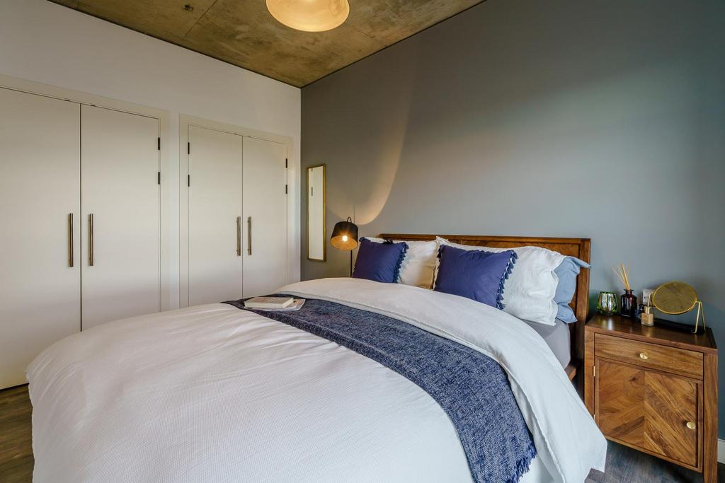 Apartment in Wembley - View 3