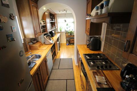 3 bedroom end of terrace house for sale, Dale Avenue, Edgware, HA8