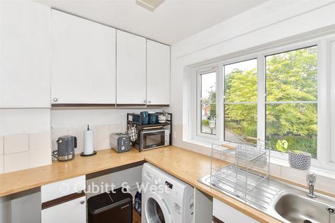 1 bedroom maisonette for sale, John Wiskar Drive, Cranleigh GU6