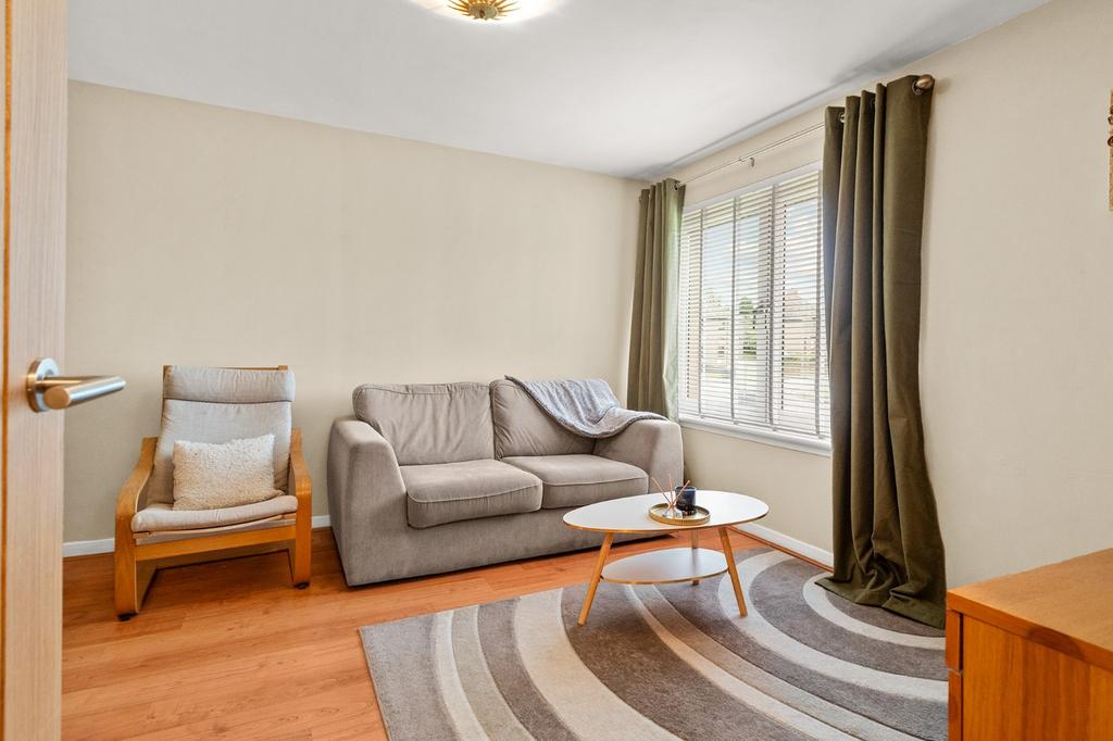 Apartment in West Lothian - View 3