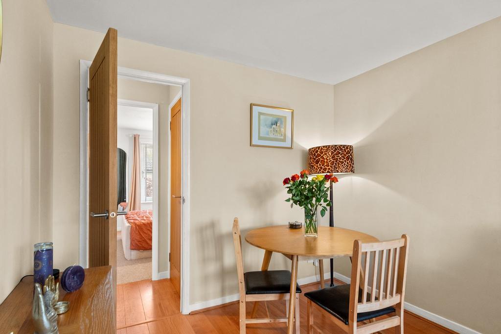 Apartment in West Lothian - View 4