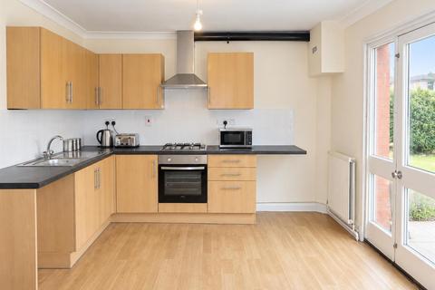 1 bedroom in a house share to rent, Springfield Road, Ashford TW15