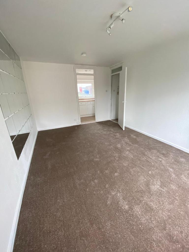 Apartment in Greenock - View 2