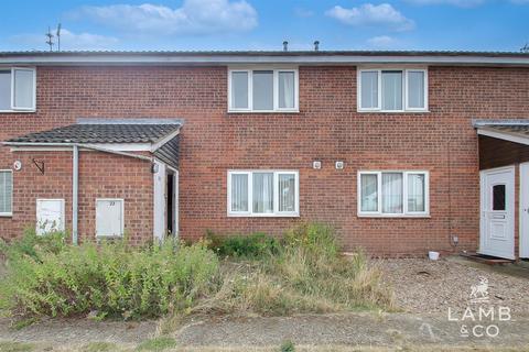 1 bedroom maisonette for sale, Caterham Close, Clacton-On-Sea CO16