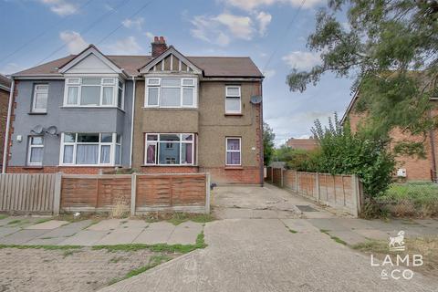 1 bedroom maisonette for sale, Berkeley Road, Clacton-On-Sea CO15