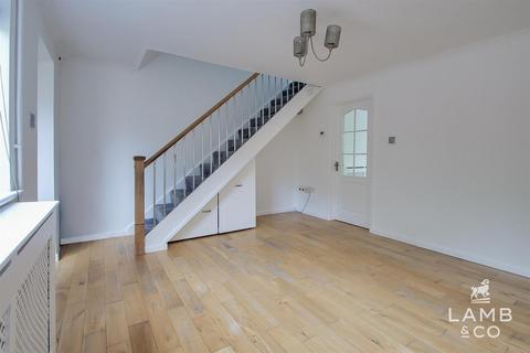 3 bedroom end of terrace house for sale, Blake Drive, Clacton-On-Sea CO16
