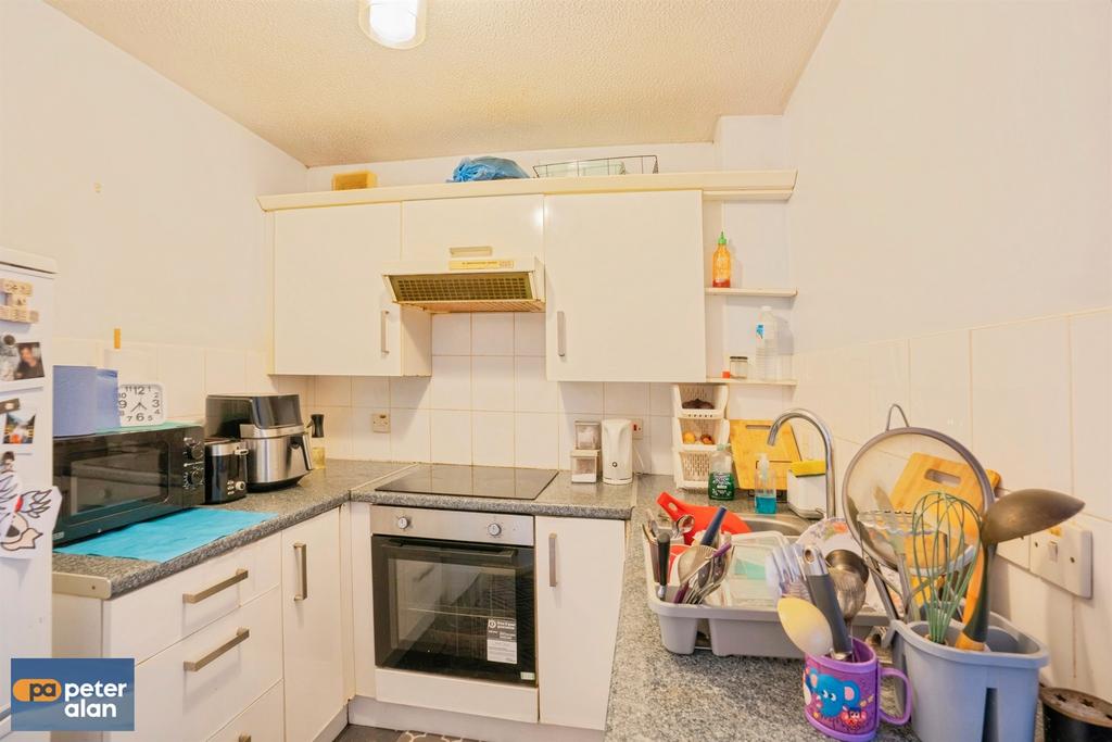 Apartment in Cardiff - View 2