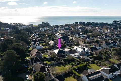 4 bedroom detached house to rent, Hynesbury Road, Friars Cliff, Christchurch, BH23
