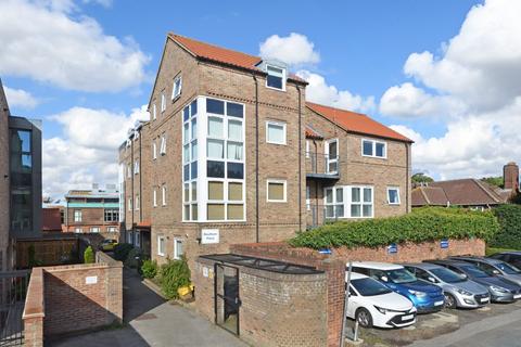 2 bedroom flat for sale, Bootham Place, Bootham Row, York, YO30