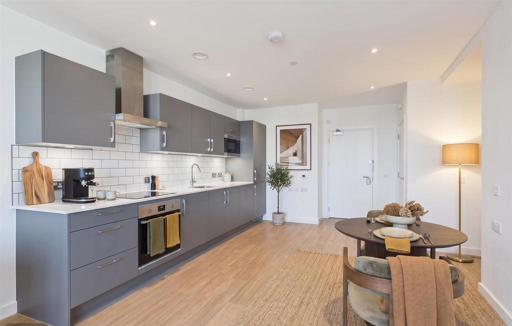Apartment in Wembley - View 2