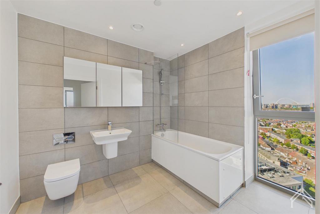Apartment in Wembley - View 5