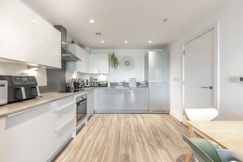 1 bedroom flat for sale, Burnt Oak Broadway, Edgware, EDGWARE, HA8