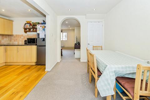 3 bedroom terraced house for sale, Binney Court, Crawley