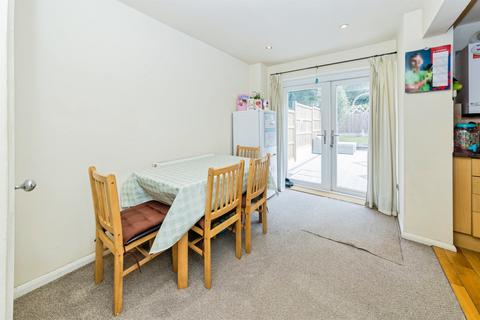 3 bedroom terraced house for sale, Binney Court, Crawley