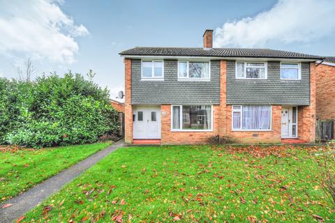 3 bedroom semi-detached house to rent, Clyde Place, Bletchley, Milton Keynes, MK3