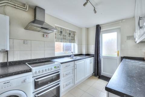 3 bedroom semi-detached house to rent, Clyde Place, Bletchley, Milton Keynes, MK3
