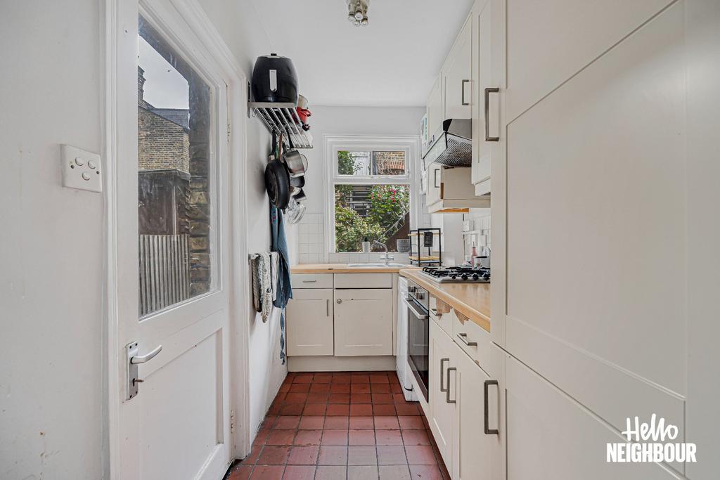 Apartment in London - View 4