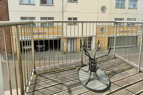 2 bedroom flat to rent, Gloucester Square, Southampton, Hampshire, SO14