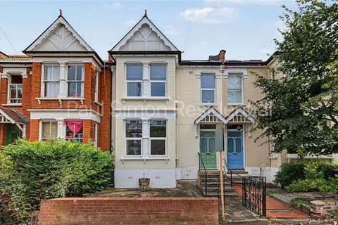 4 bedroom terraced house for sale, Warwick Road, Bounds Green, London, N11