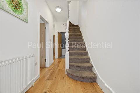 4 bedroom terraced house for sale, Warwick Road, Bounds Green, London, N11