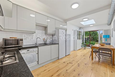 4 bedroom terraced house for sale, Warwick Road, Bounds Green, London, N11
