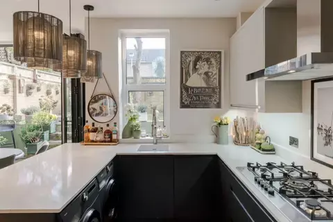 1 bedroom flat for sale, Priory Road, West Hampstead, NW6 3RE