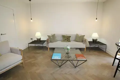 1 bedroom flat for sale, Priory Road, West Hampstead, NW6 3RE