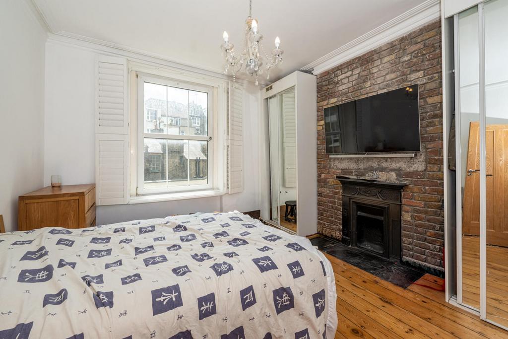Apartment in London - View 2