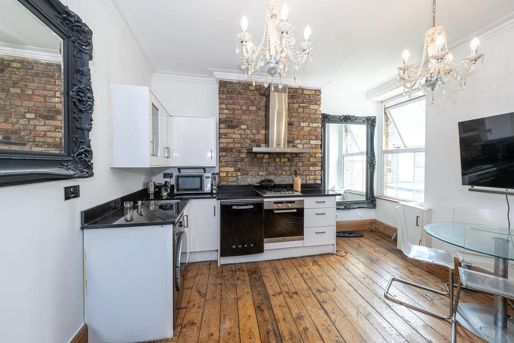 Apartment in London - View 4