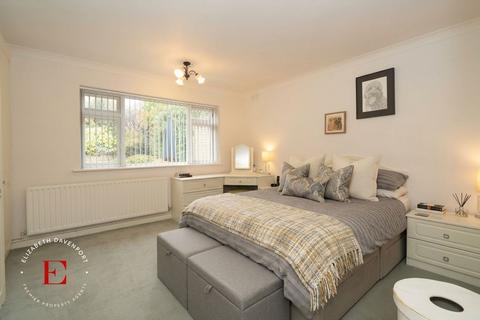 2 bedroom detached bungalow for sale, Cannon Hill Road, Cannon Hill CV4