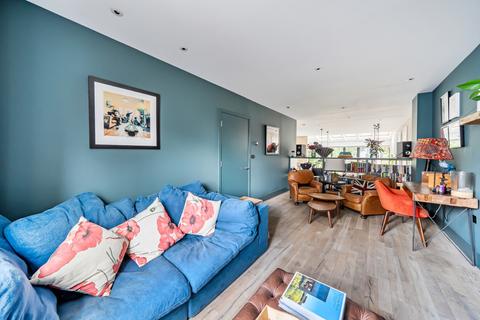 4 bedroom semi-detached house for sale, Blake Road, London, N11