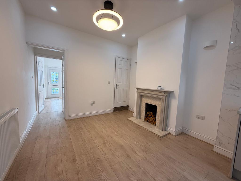 House in Birmingham, Acocks Green - View 4