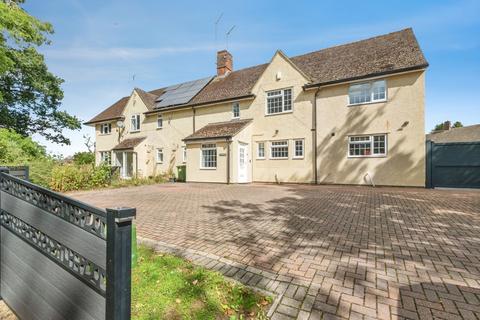 4 bedroom semi-detached house for sale, Chetwode, Overthorpe, Banbury, Northamptonshire, OX17
