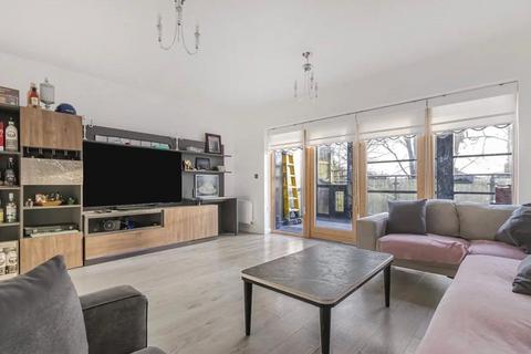 4 bedroom semi-detached house for sale, Cornell Gardens, Barnet