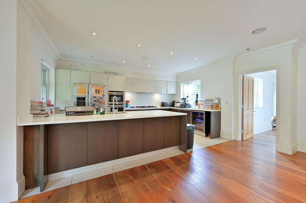 House in London - More