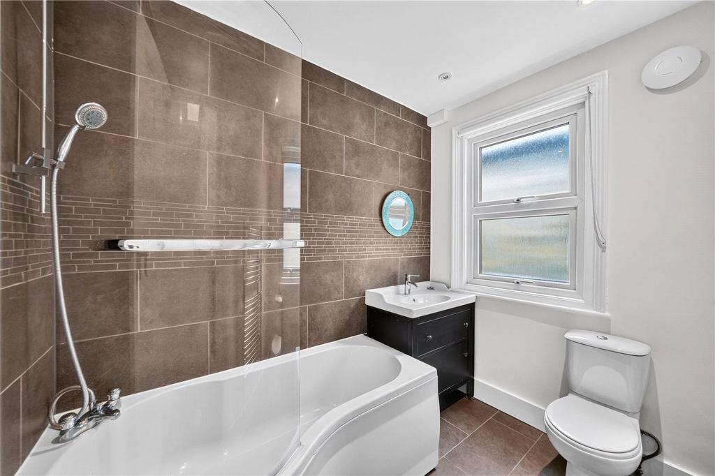House in London - View 4