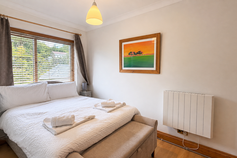 1 bedroom flat for sale, The Strand, Saundersfoot, Pembrokeshire, SA69