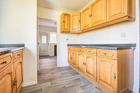 4 bedroom house to rent, Searness Road, Middleton, M24