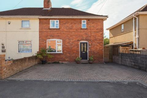 3 bedroom semi-detached house for sale, Bower Walk, Bedminster