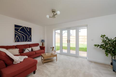 2 bedroom semi-detached house for sale, 5 Wynn Parry Close, Collaton Park, Newton Ferrers PL8