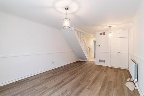 3 bedroom terraced house for sale, Latimer Drive, Basildon SS15