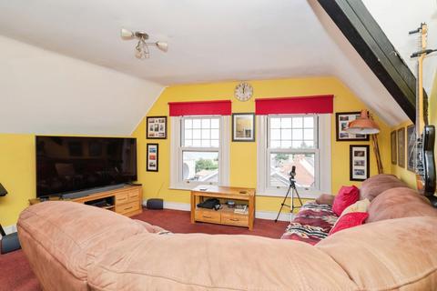 2 bedroom flat for sale, Church Street, CROMER, Norfolk, NR27